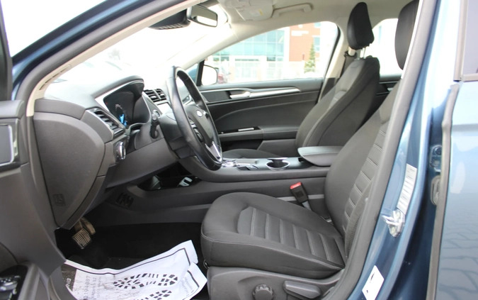 Ford Mondeo cena 64850 przebieg: 175888, rok produkcji 2020 z Stargard małe 211